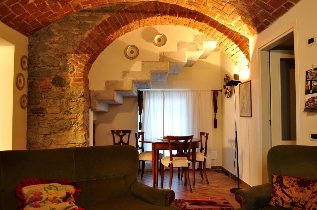 Le Macine Relais Bed and Breakfast Cairo Montenotte Eksteriør billede